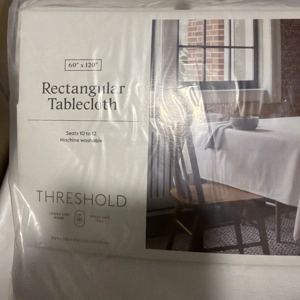 Threshold White Rectangular Tablecloth 60x120 Seats 10-12 Cotton Blend NEW